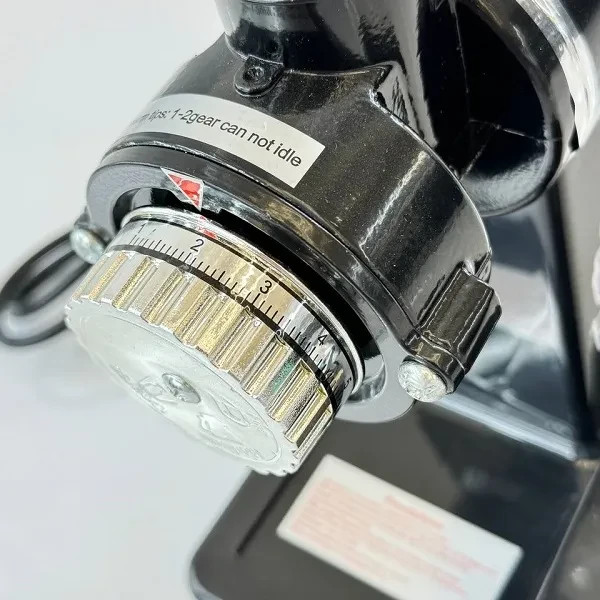 آسیاب قهوه نوا مدل NM-3660CG توان 250 وات