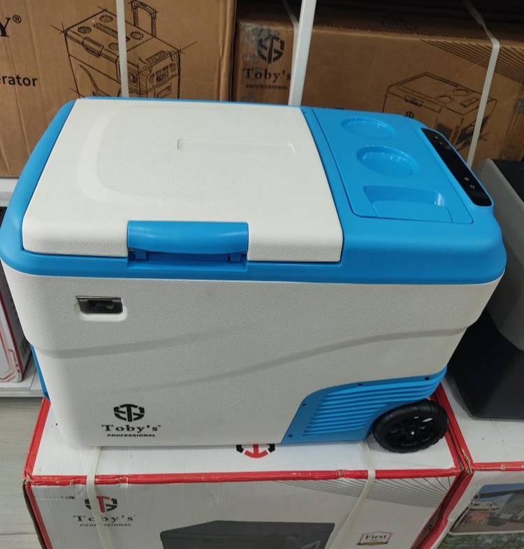 یخچال فریزر مسافرتی باطری دار(قابل شارژ) توبیز ۳۲ لیتر مدل TR-32